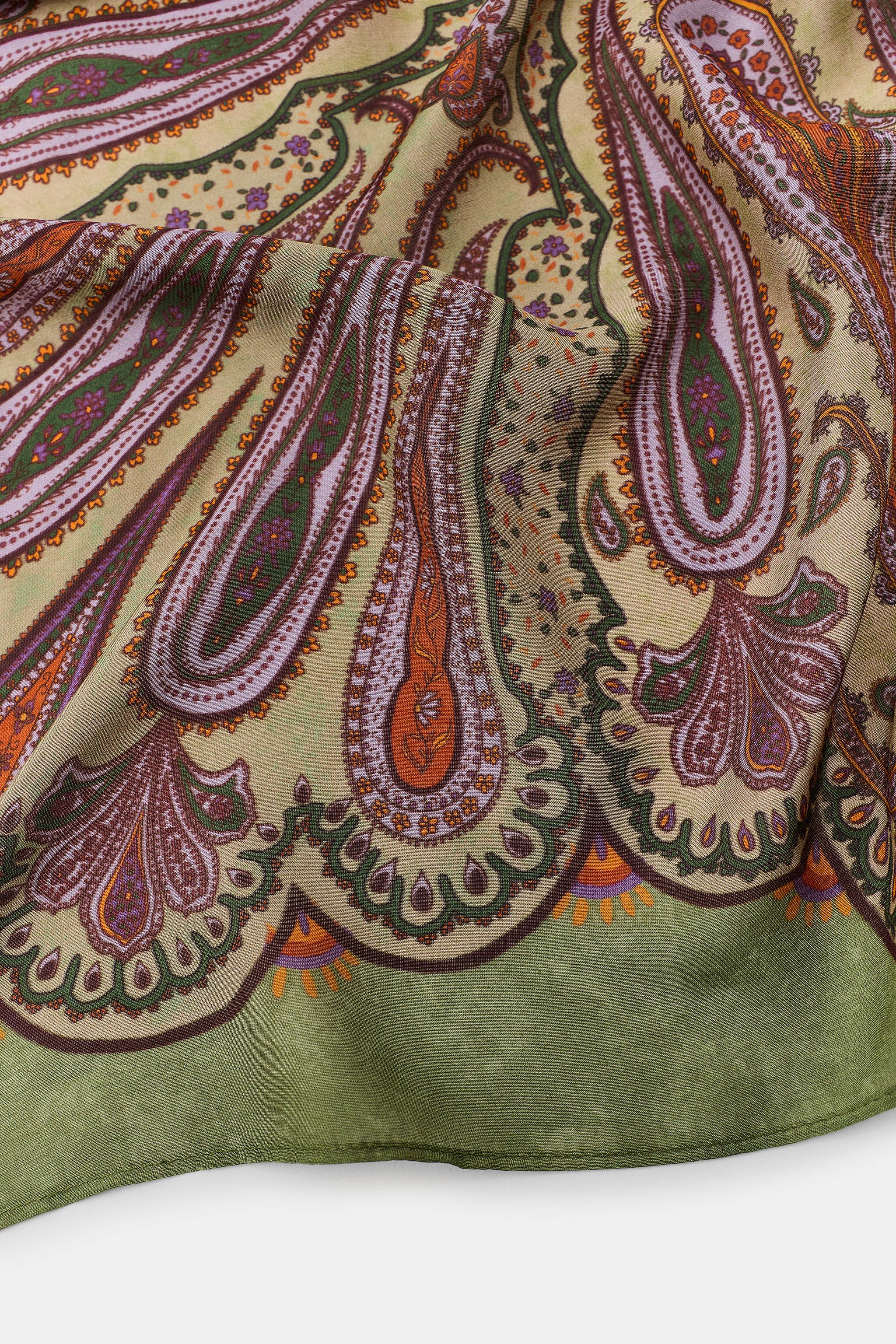 FOULARD EN VISCOSE ET SOIE À IMPRIMÉ CACHEMIRE
